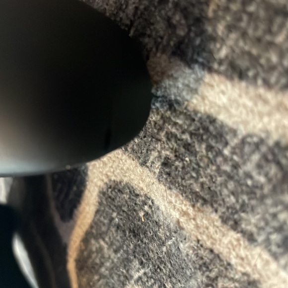 XBOX controller squish toy like new - Picture 5 of 7